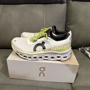 OnClouds Cloudmonster 2